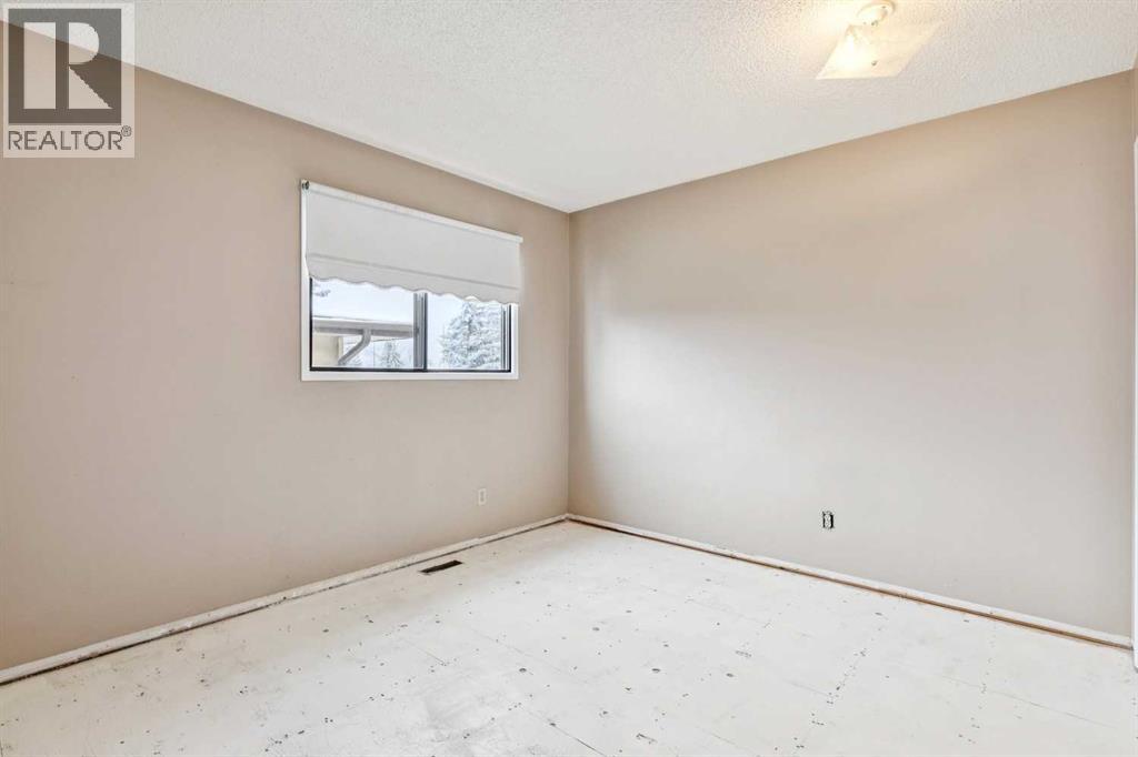 16 Bedwood Rise Ne, Calgary, Alberta  T2K 2T6 - Photo 27 - A2277584