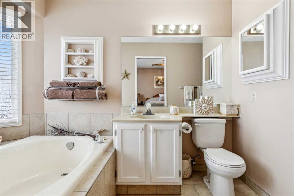 16 Bedwood Rise Ne, Calgary, Alberta  T2K 2T6 - Photo 24 - A2277584