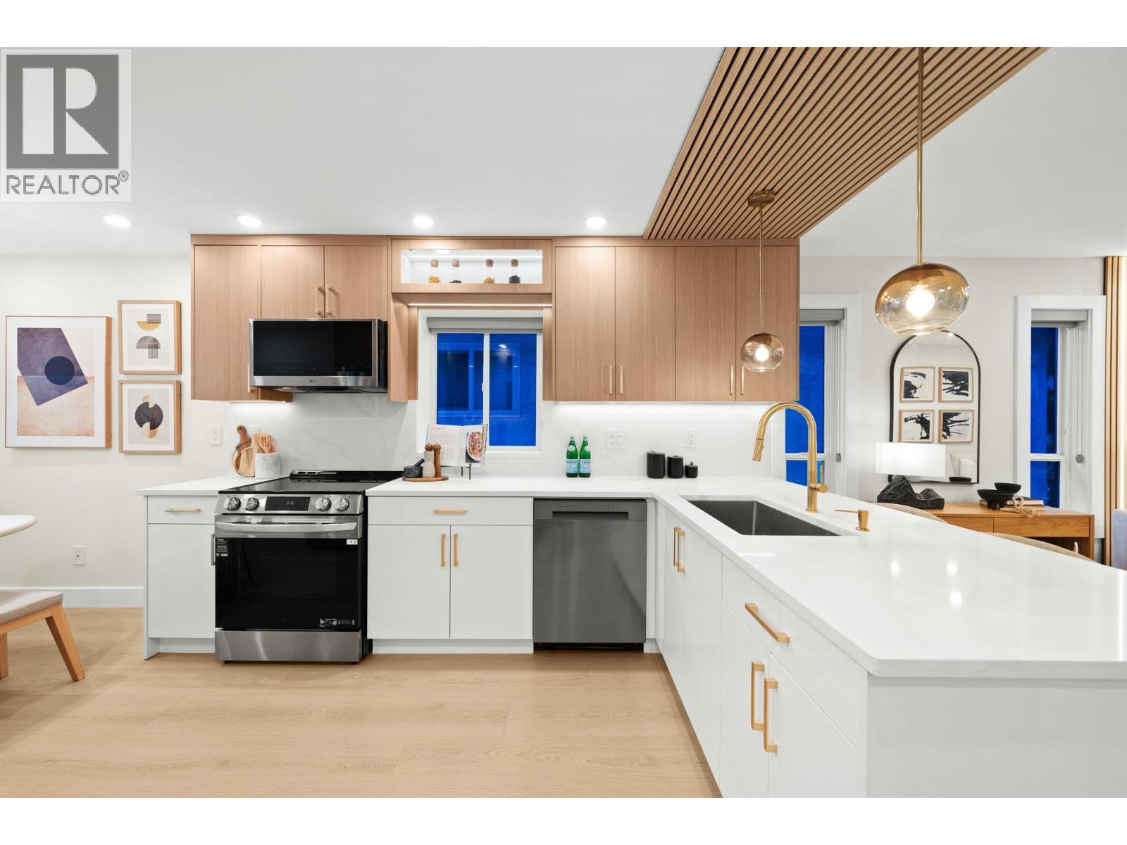 1115 E 33rd Avenue, Vancouver, British Columbia  V5V 3B1 - Photo 9 - R3079350