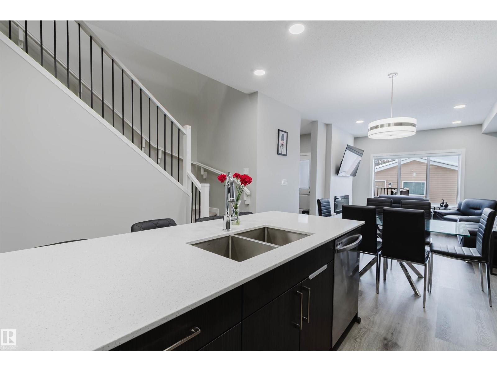 343 Edgemont Dr Nw, Edmonton, Alberta  T6M 3G7 - Photo 14 - E4469675