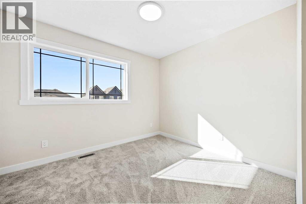 2150 Bayview Drive Sw, Airdrie, Alberta  T4B 5N4 - Photo 18 - A2259325