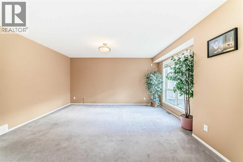 151 Cranwell Close Se, Calgary, Alberta  T3M 1A9 - Photo 7 - A2262606