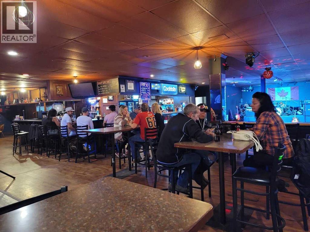 4939 50 Street, Rocky Mountain House, Alberta  T4T 1A7 - Photo 2 - A2279174