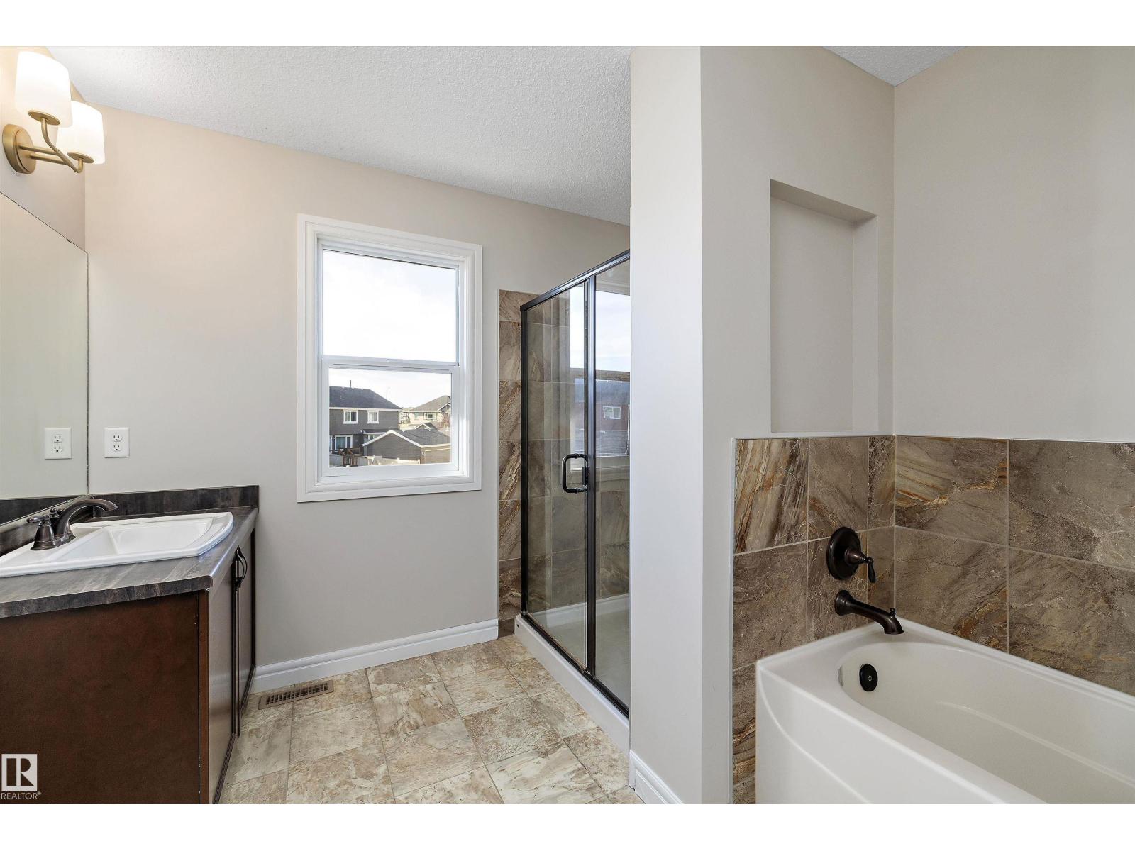 1104 161 St Sw, Edmonton, Alberta  T6W 2H6 - Photo 41 - E4470078