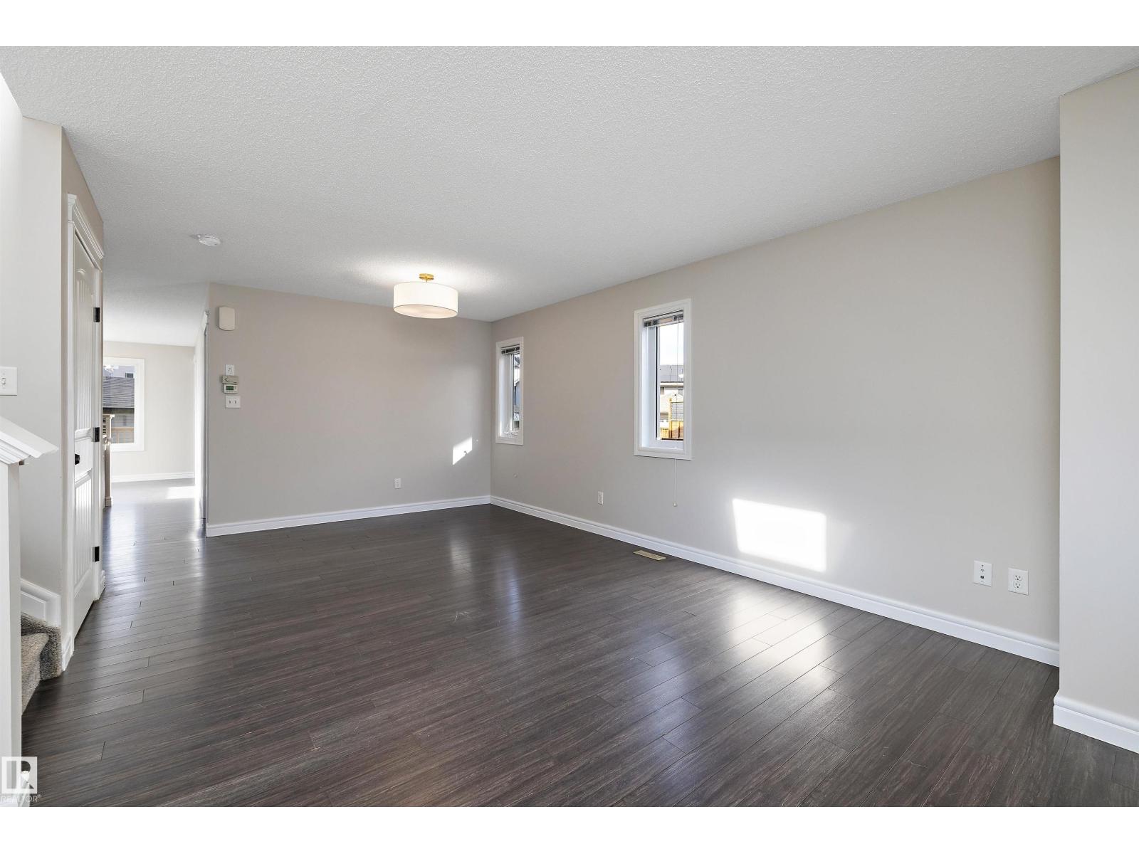 1104 161 St Sw, Edmonton, Alberta  T6W 2H6 - Photo 9 - E4470078