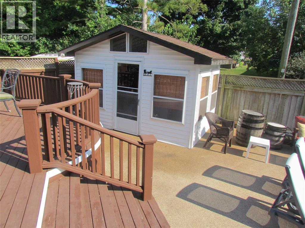 1097 Mcdougall Court, Sarnia, Ontario  N7V 3X6 - Photo 17 - 26001162