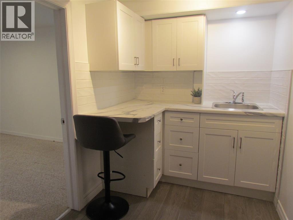 1097 Mcdougall Court, Sarnia, Ontario  N7V 3X6 - Photo 5 - 26001162