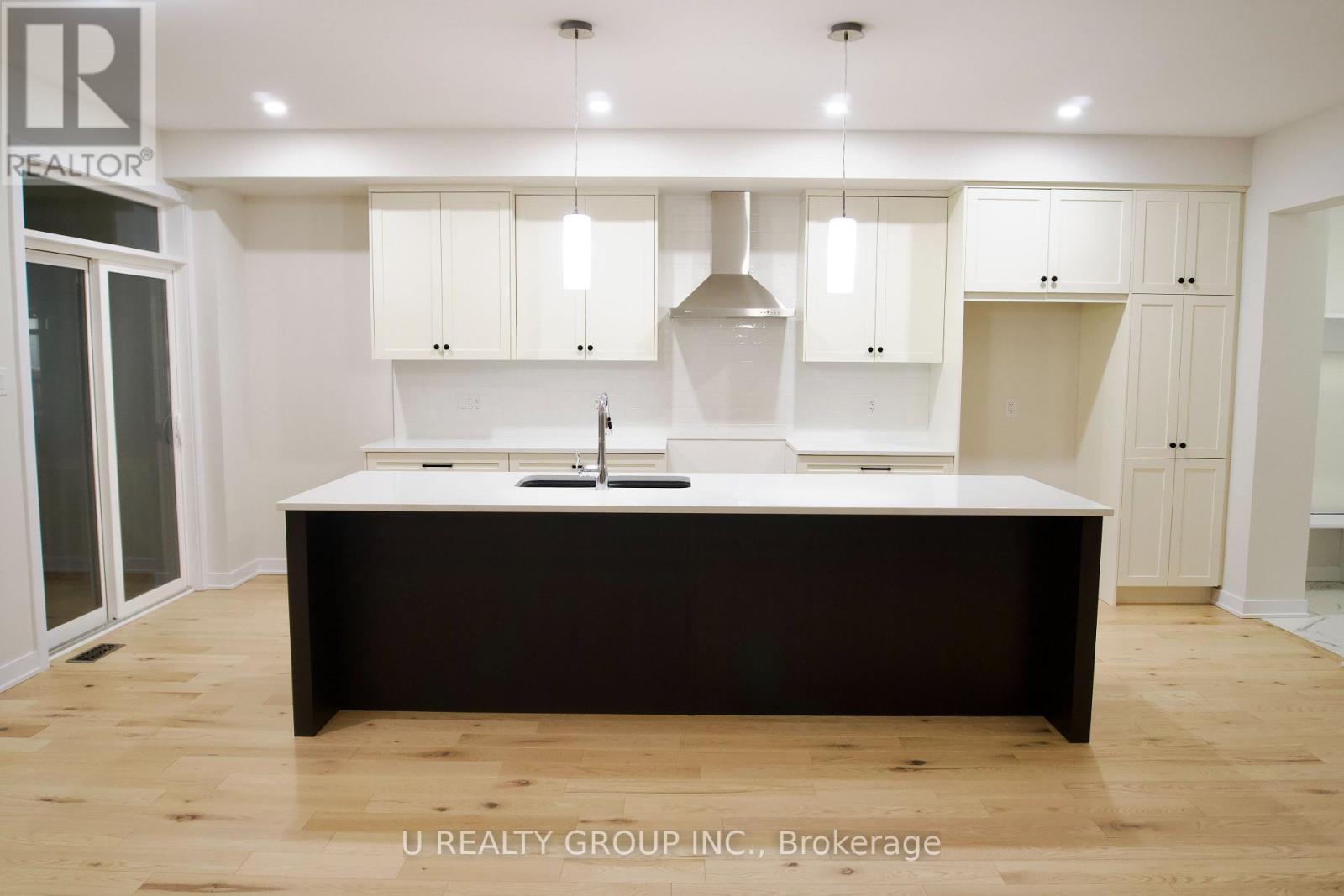 217 Massalia Crescent, Ottawa, Ontario  K4A 5L9 - Photo 5 - X12698082