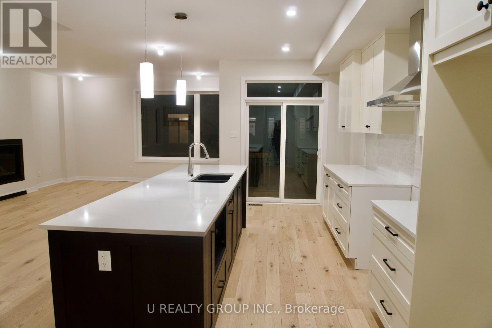 217 Massalia Crescent, Ottawa, Ontario  K4A 5L9 - Photo 6 - X12698082