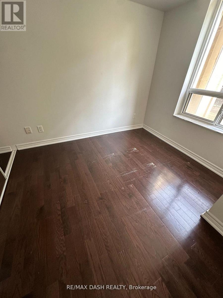 207 - 60 St Clair Avenue W, Toronto, Ontario  M4V 1M7 - Photo 10 - C12698094