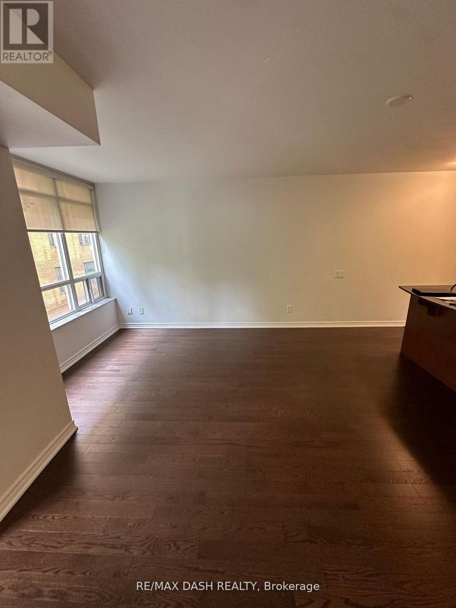 207 - 60 St Clair Avenue W, Toronto, Ontario  M4V 1M7 - Photo 5 - C12698094