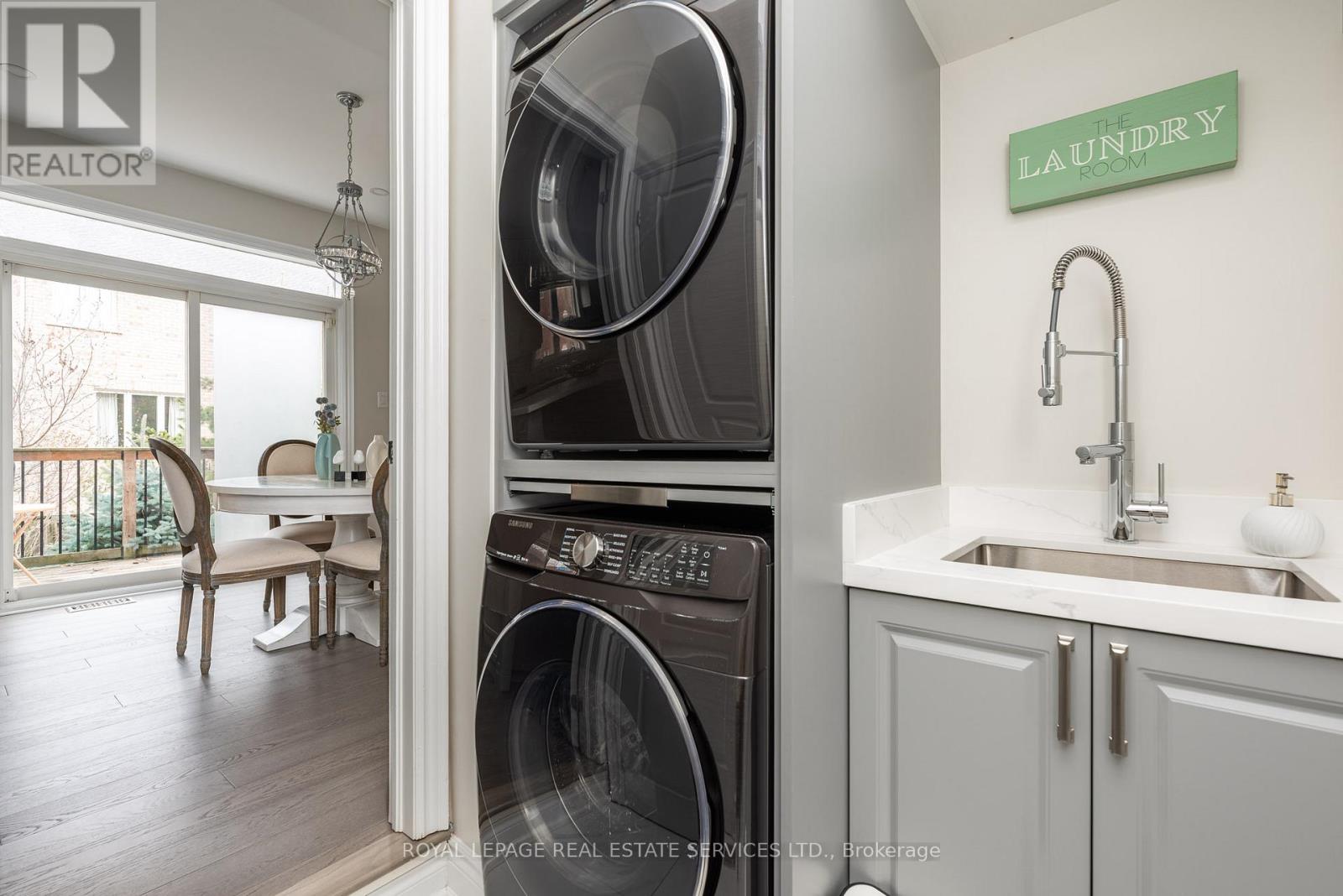 3310 Timeless Drive, Oakville, Ontario  L6L 6V4 - Photo 24 - W12698068