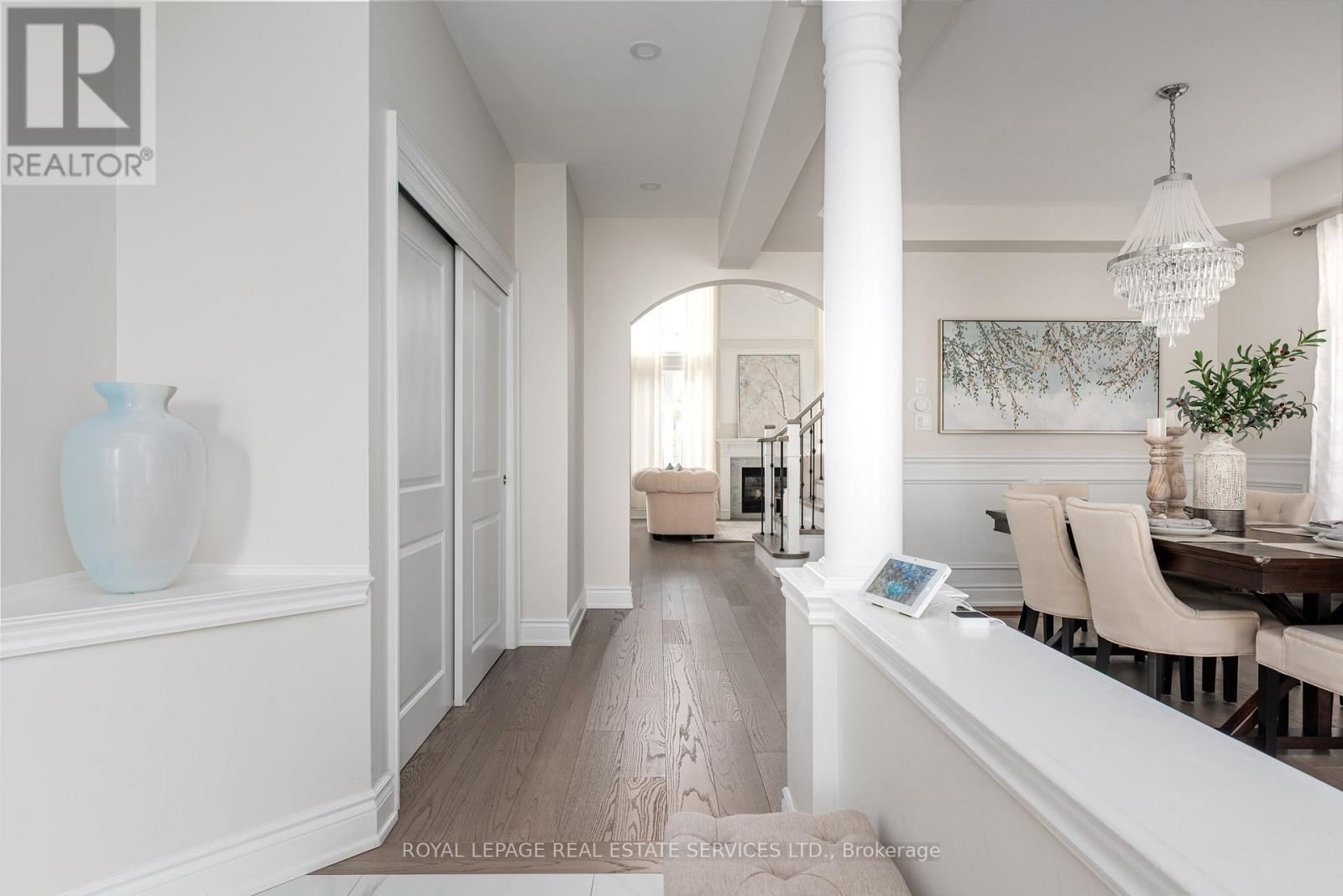 3310 Timeless Drive, Oakville, Ontario  L6L 6V4 - Photo 6 - W12698068