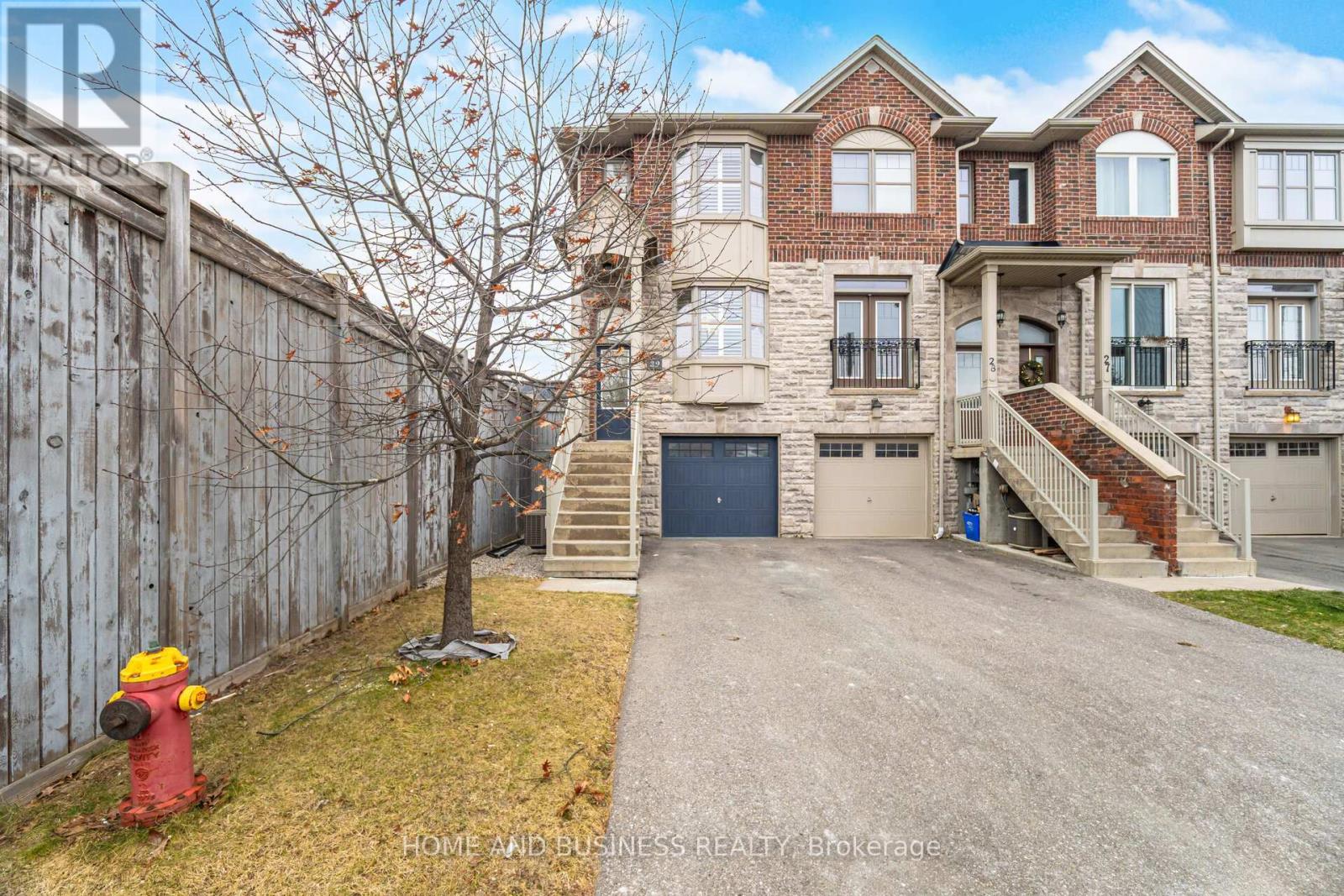 29 - 2410 Woodstock Trail, Oakville, Ontario  L6M 0L3 - Photo 3 - W12698076