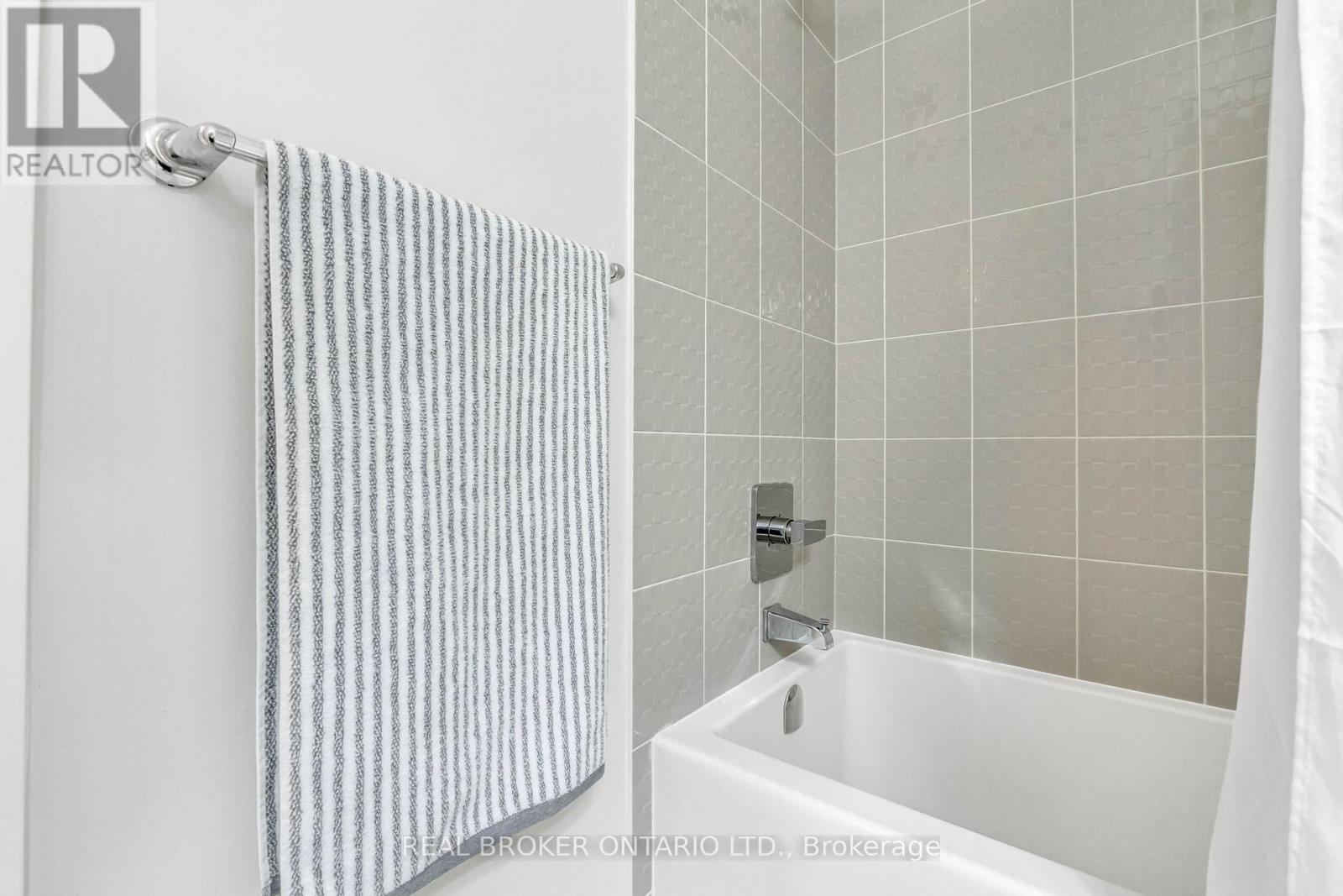 1904 - 15 Lynch Street, Brampton, Ontario L6W 0C7 - Photo 16 - W12698084