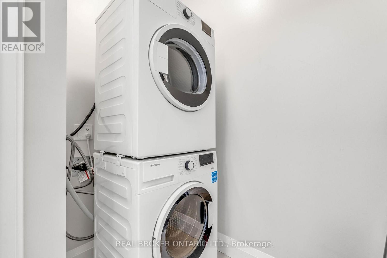 1904 - 15 Lynch Street, Brampton, Ontario L6W 0C7 - Photo 18 - W12698084