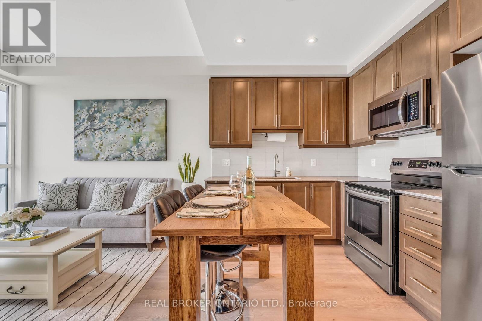 1904 - 15 Lynch Street, Brampton, Ontario L6W 0C7 - Photo 5 - W12698084