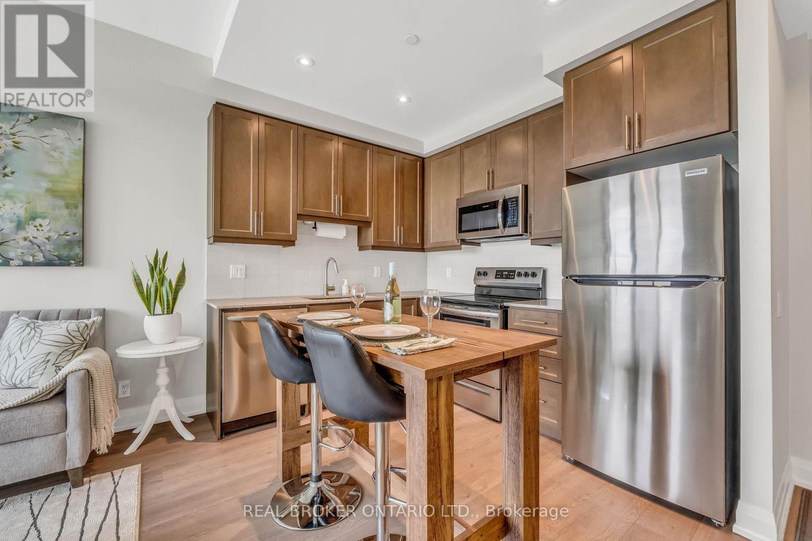 1904 - 15 Lynch Street, Brampton, Ontario L6W 0C7 - Photo 6 - W12698084