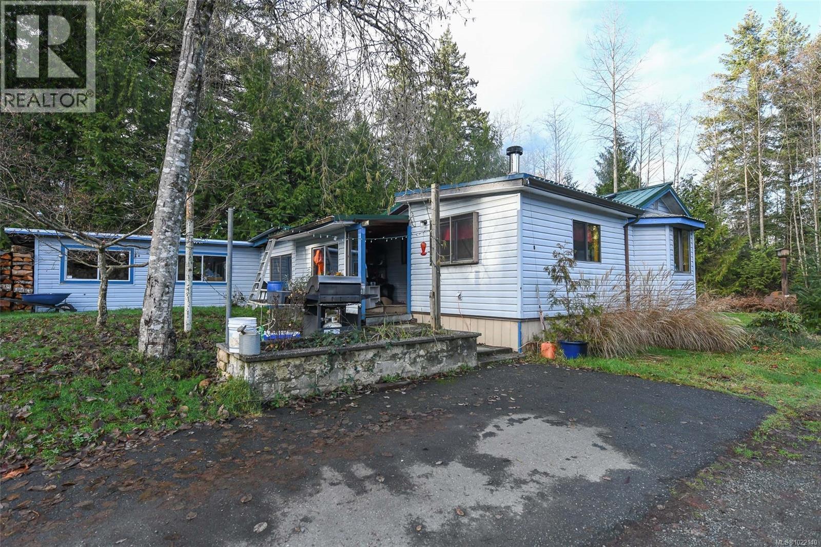2795 Macaulay Rd, Black Creek, British Columbia