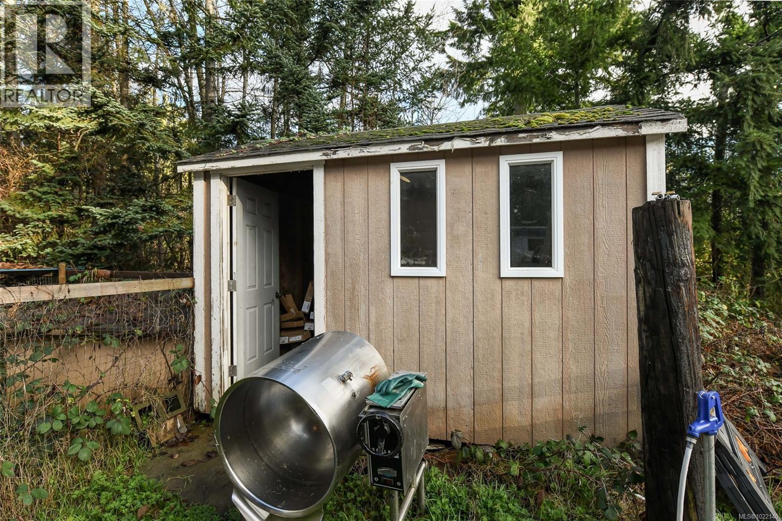 2795 Macaulay Rd, Black Creek, British Columbia  V9J 1B9 - Photo 32 - 1022140