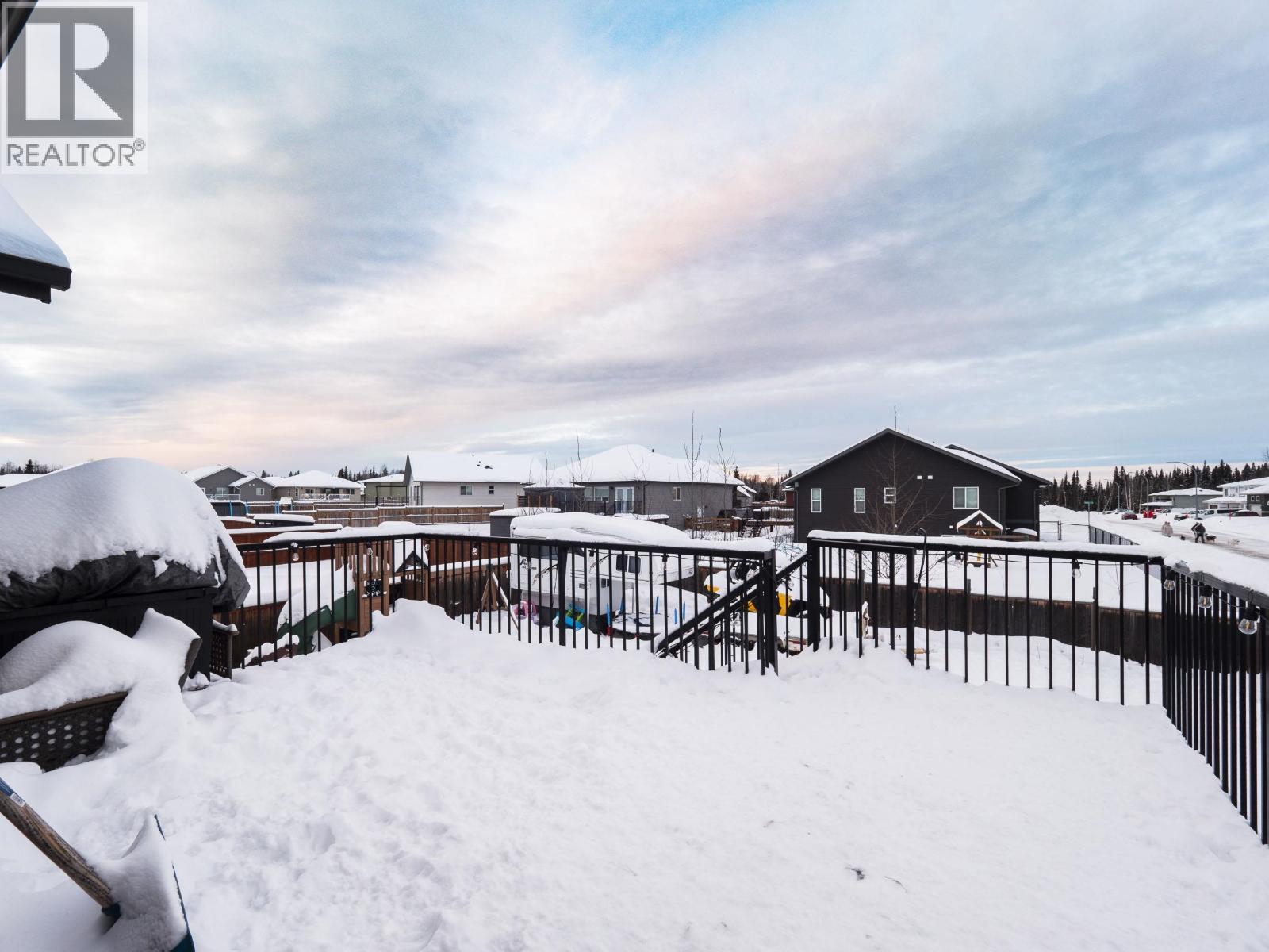 5228 Woodvalley Drive, Prince George, British Columbia  V2K 5A6 - Photo 12 - R3077600