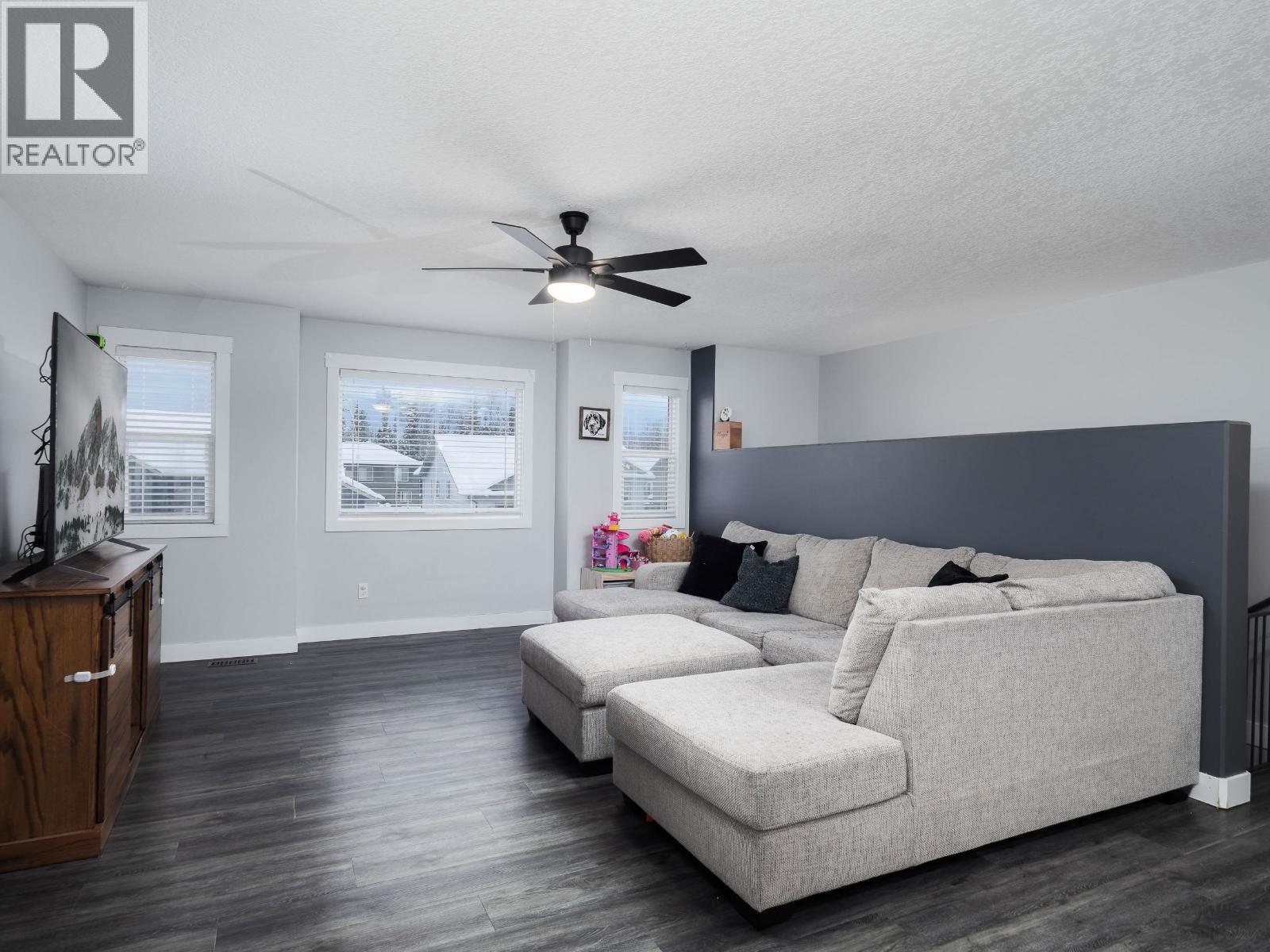 5228 Woodvalley Drive, Prince George, British Columbia  V2K 5A6 - Photo 5 - R3077600