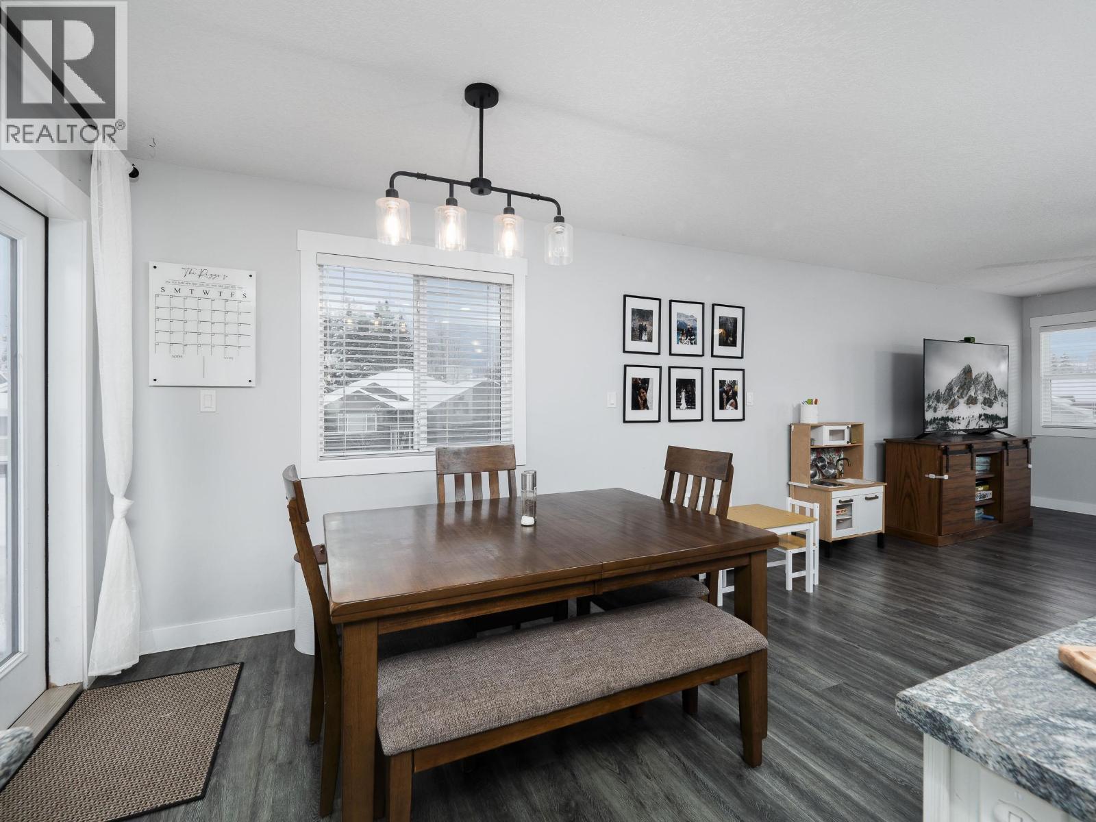 5228 Woodvalley Drive, Prince George, British Columbia  V2K 5A6 - Photo 11 - R3077600