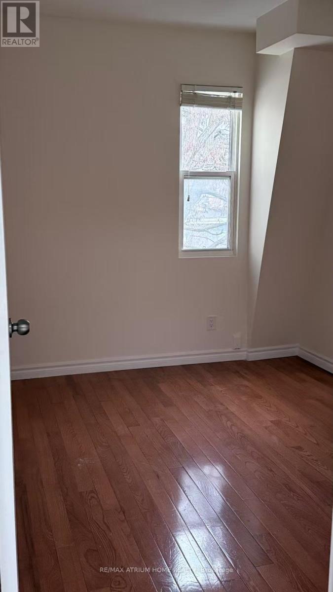 301 - 413 Spadina Avenue, Toronto, Ontario  M5T 2G6 - Photo 2 - C12695618