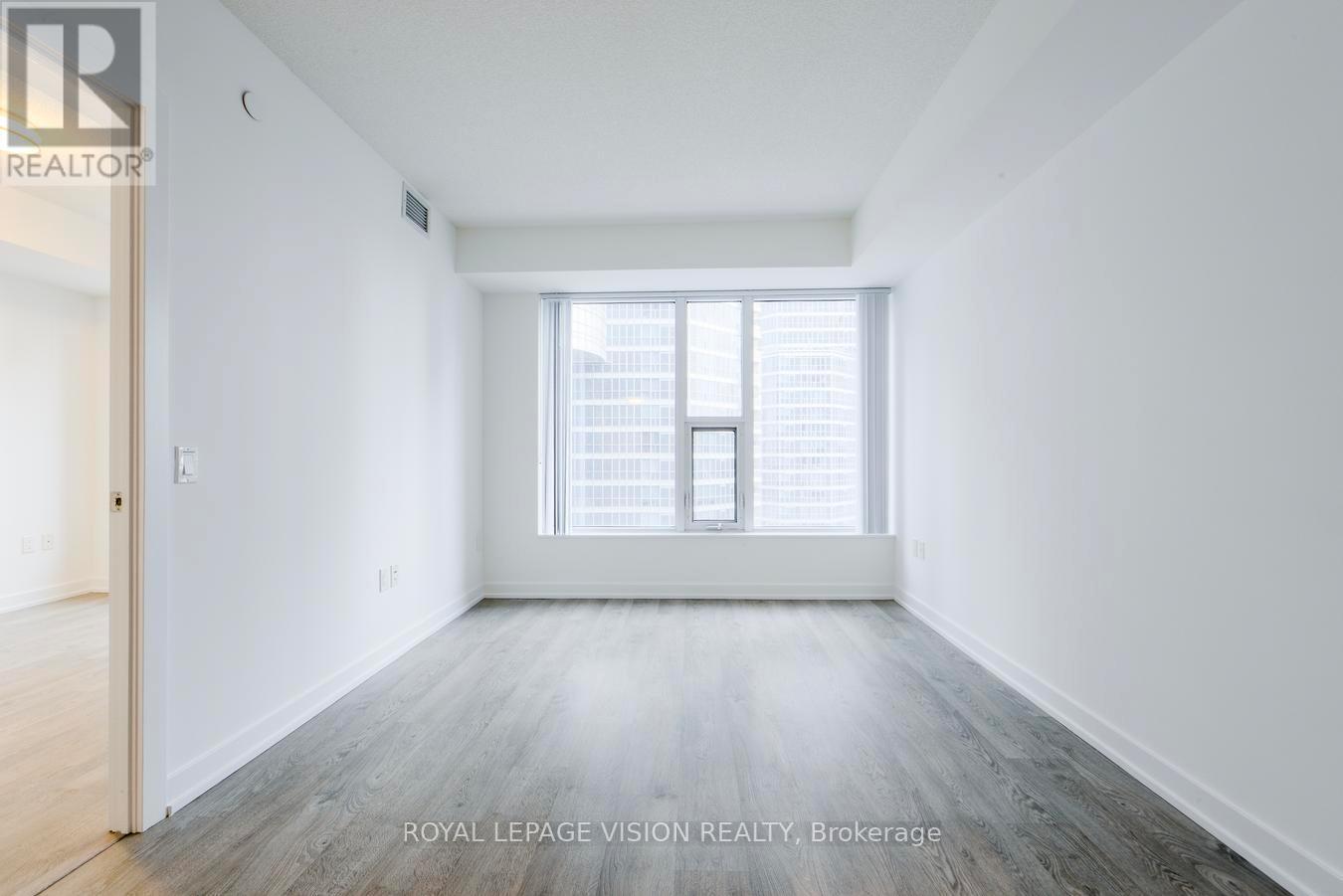 909 - 10 York Street, Toronto, Ontario  M5J 2Z2 - Photo 10 - C12698114