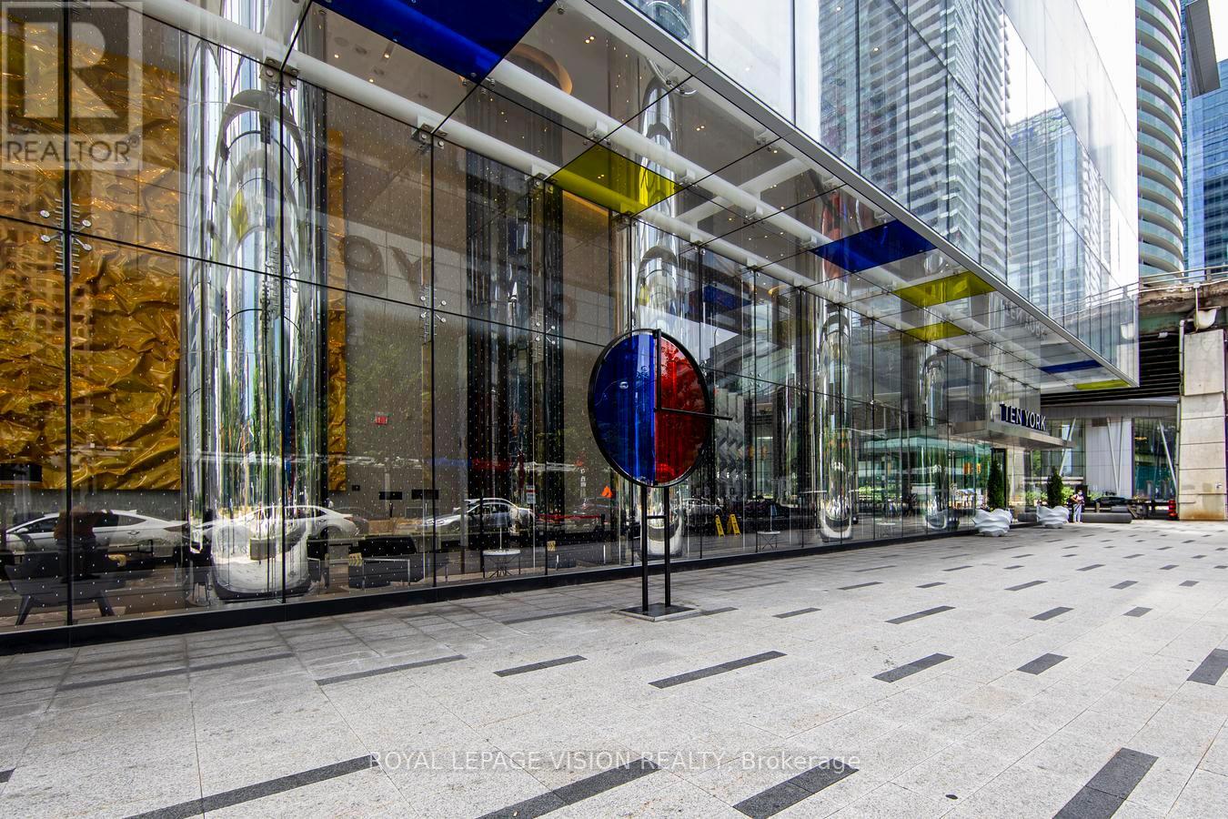 909 - 10 York Street, Toronto, Ontario  M5J 2Z2 - Photo 24 - C12698114