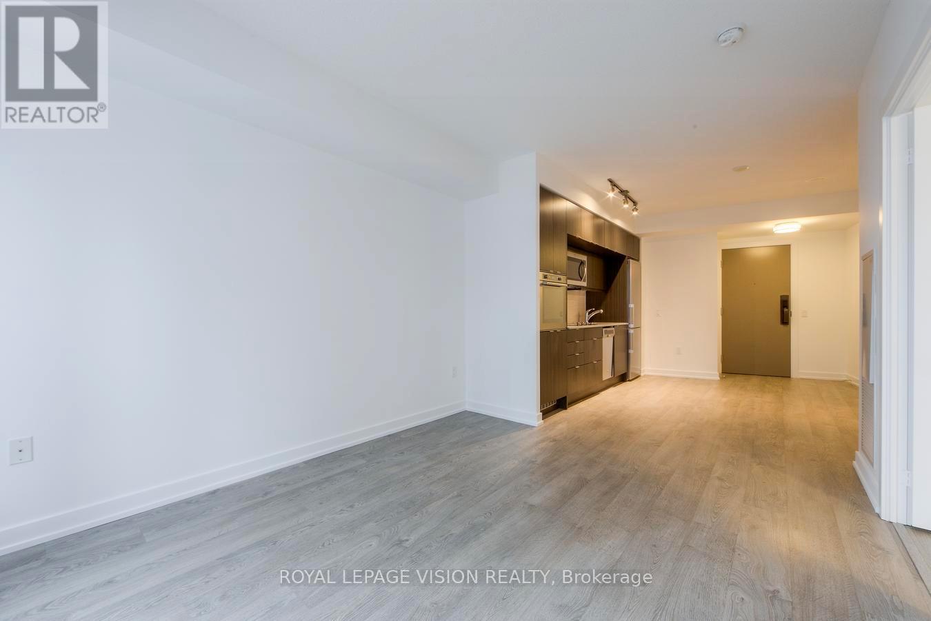 909 - 10 York Street, Toronto, Ontario  M5J 2Z2 - Photo 4 - C12698114