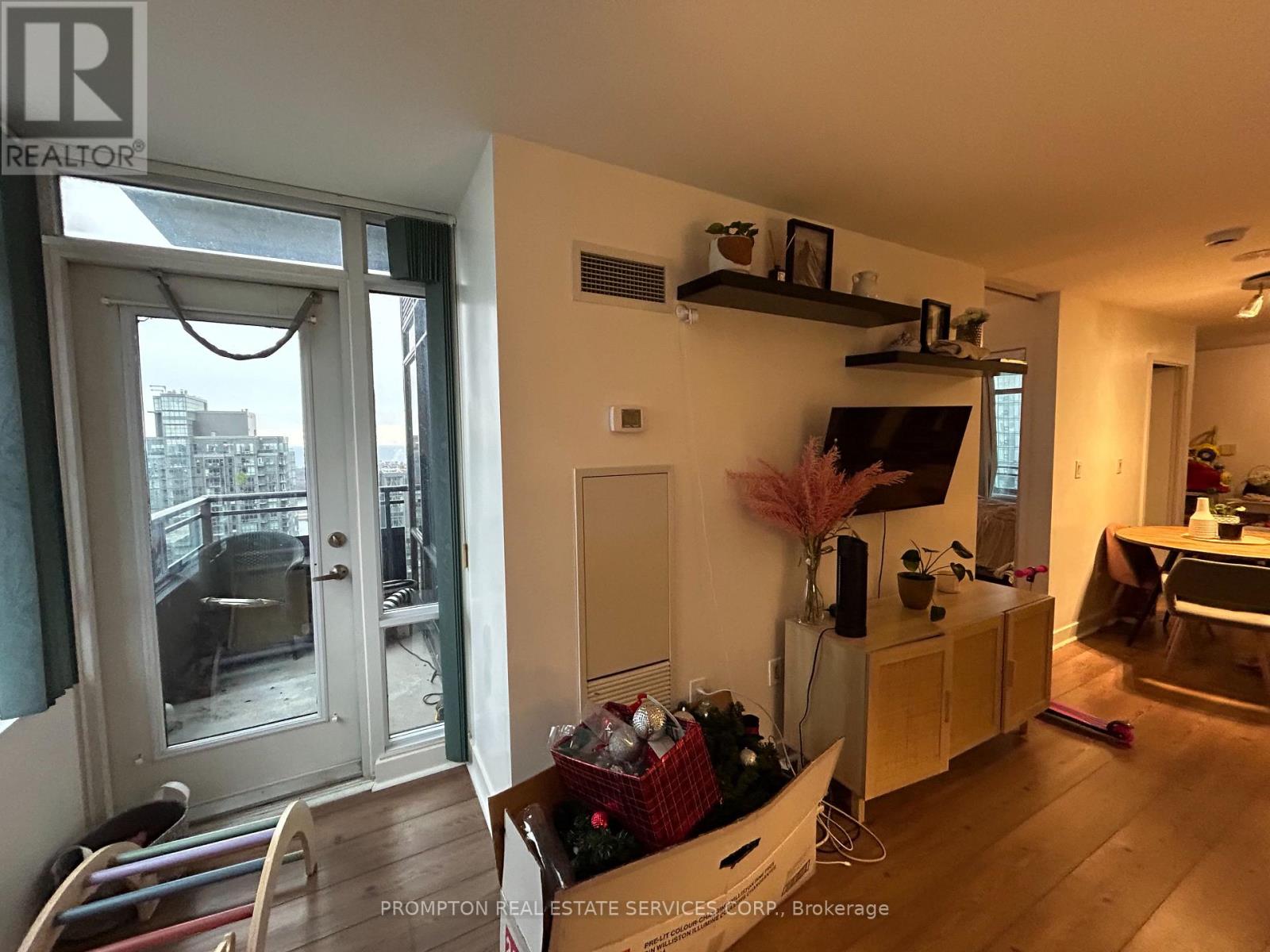 5305 - 25 Telegram Mews, Toronto, Ontario  M5V 3Z1 - Photo 10 - C12698130