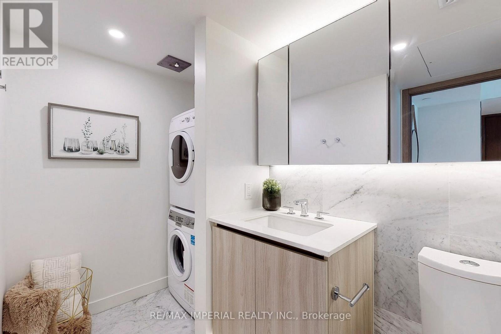 1001 - 17 Bathurst Street, Toronto, Ontario  M5V 0N1 - Photo 26 - C12698146