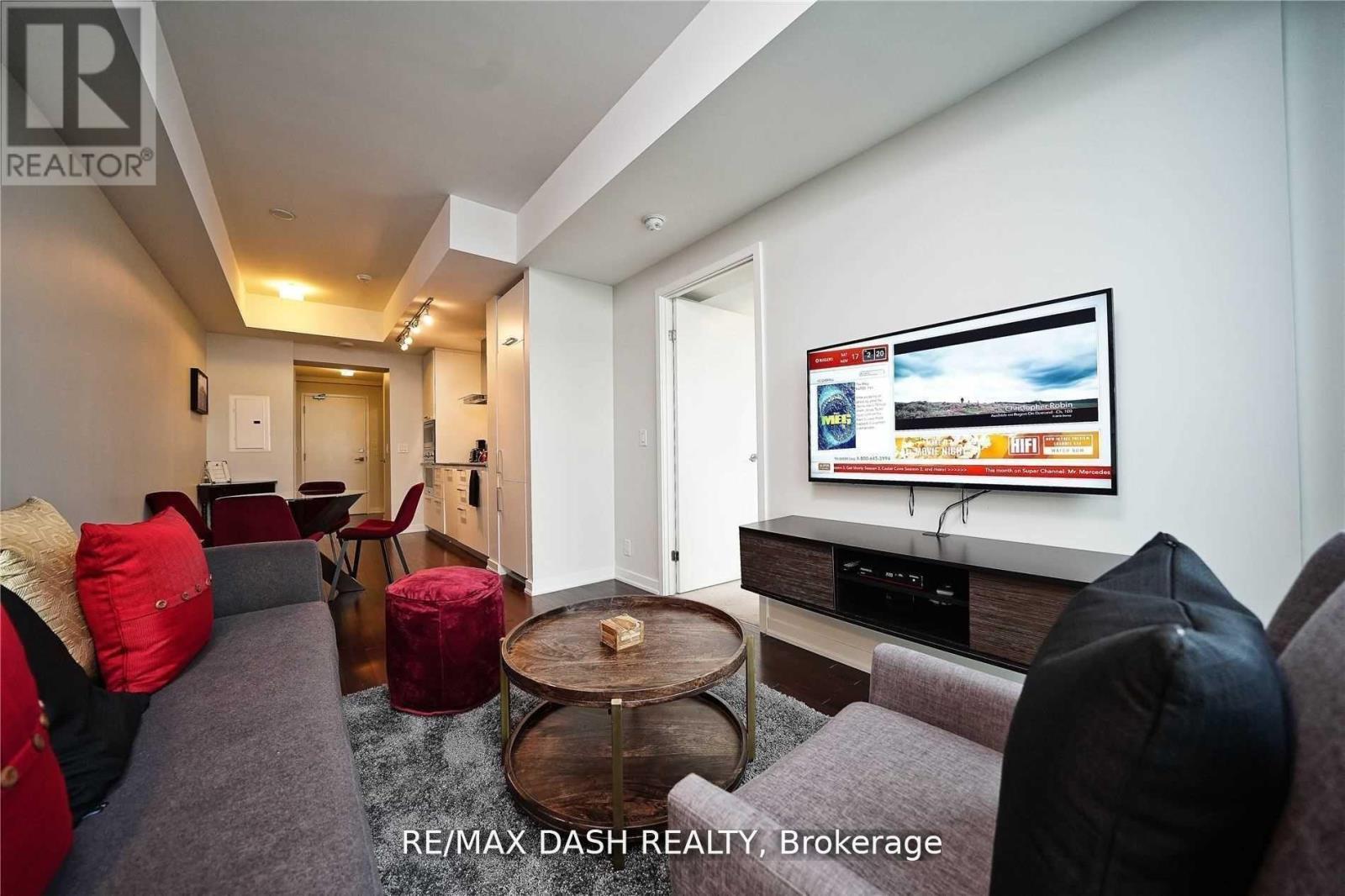 6007 - 14 York Street, Toronto, Ontario  M5J 2Z2 - Photo 5 - C12698148