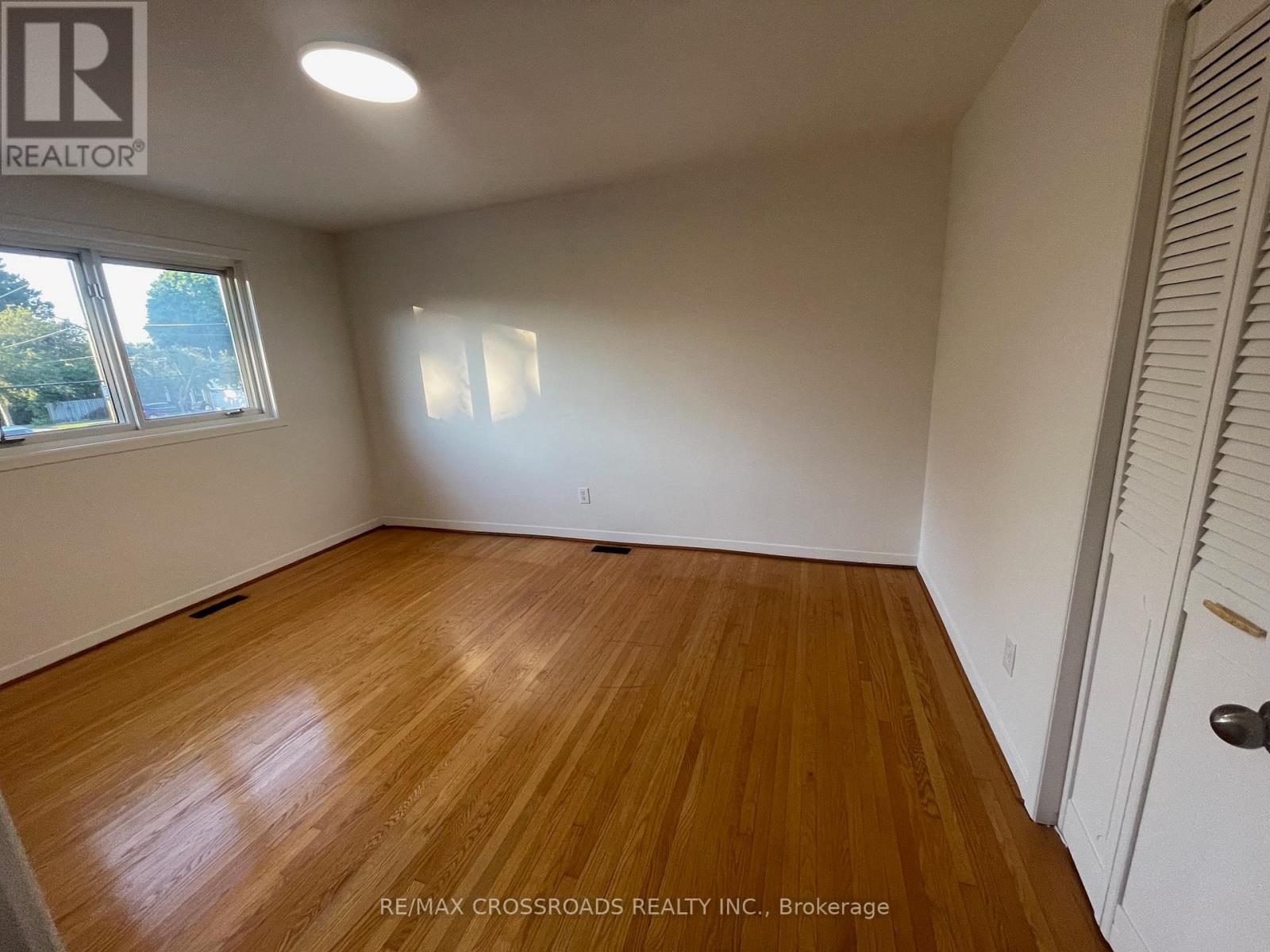 51 Pleasant View Drive, Toronto, Ontario  M2J 3P7 - Photo 11 - C12698180