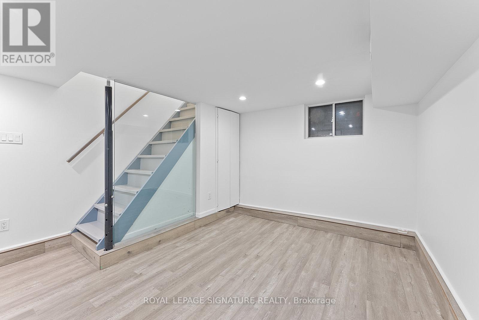 1 - 233 Greenwood Avenue, Toronto, Ontario  M4L 2R4 - Photo 11 - E12698102