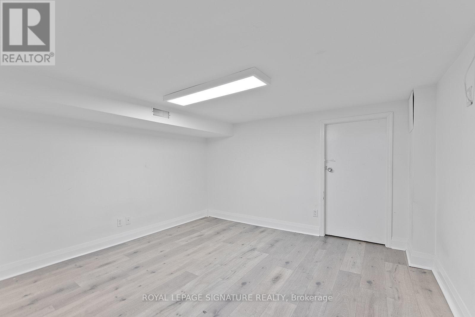 1 - 233 Greenwood Avenue, Toronto, Ontario  M4L 2R4 - Photo 16 - E12698102