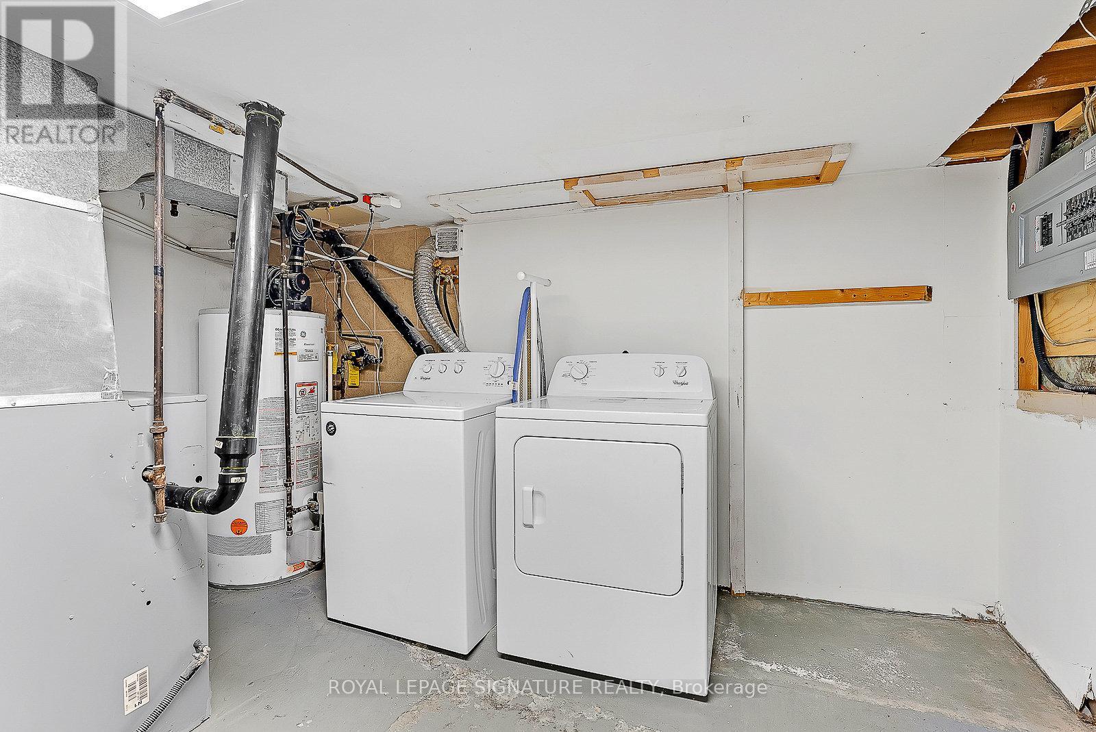 1 - 233 Greenwood Avenue, Toronto, Ontario  M4L 2R4 - Photo 17 - E12698102