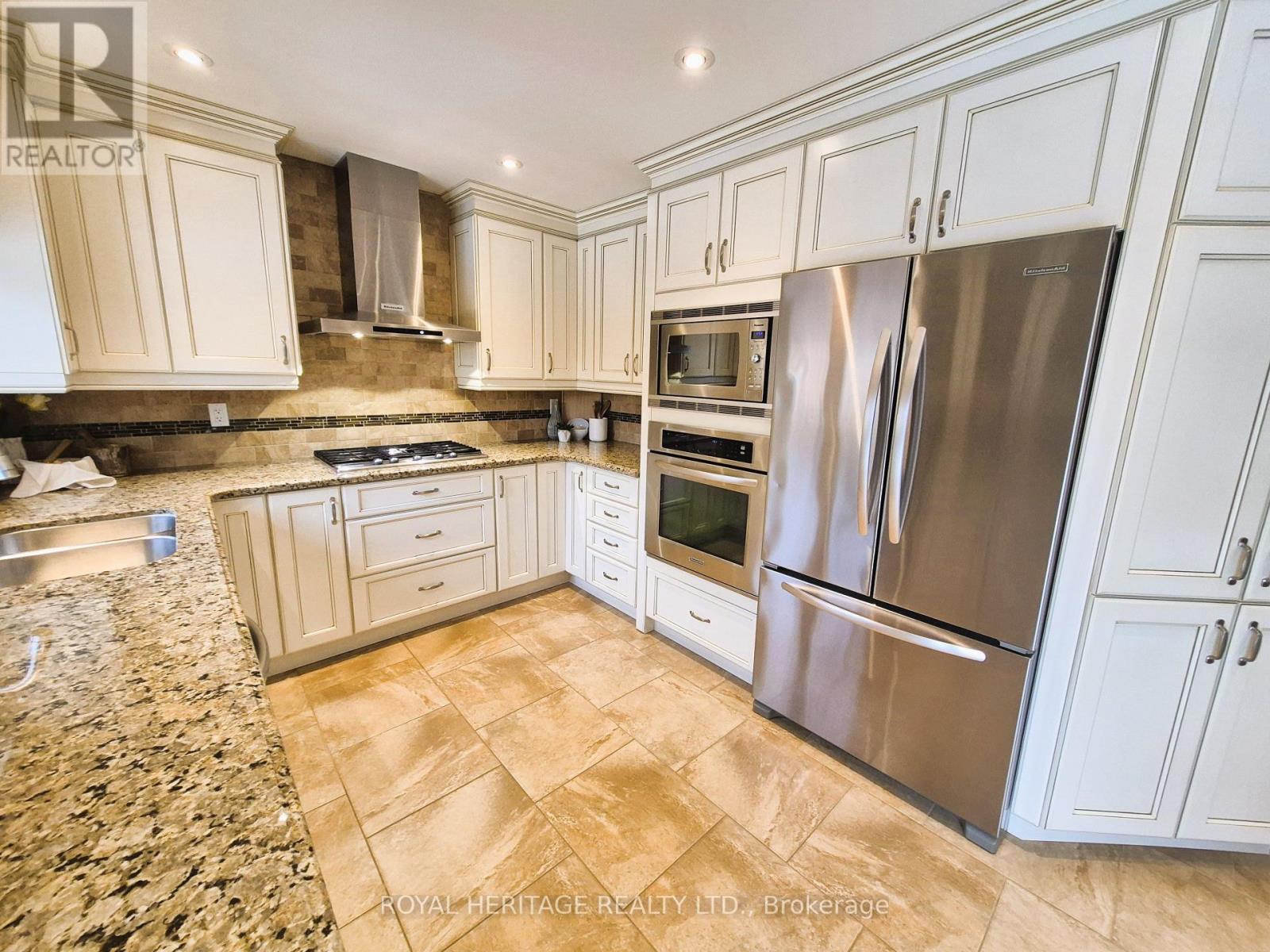 110 Acheson Boulevard, Toronto, Ontario  M1C 3E6 - Photo 16 - E12698120