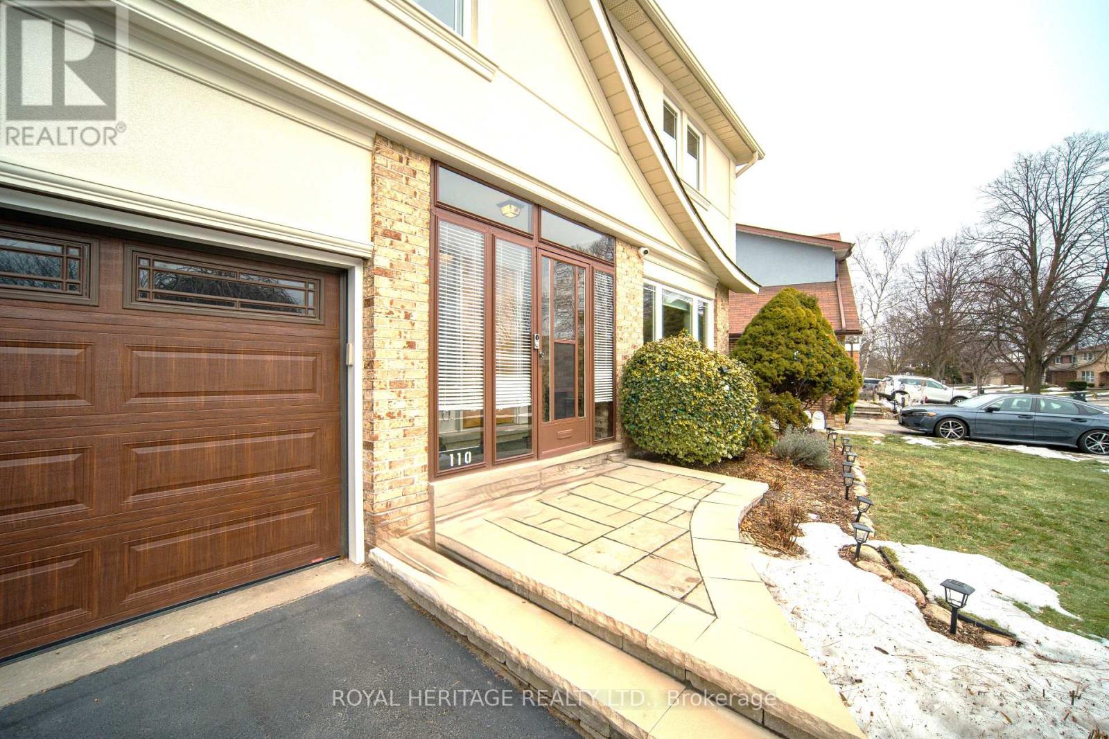 110 Acheson Boulevard, Toronto, Ontario  M1C 3E6 - Photo 3 - E12698120