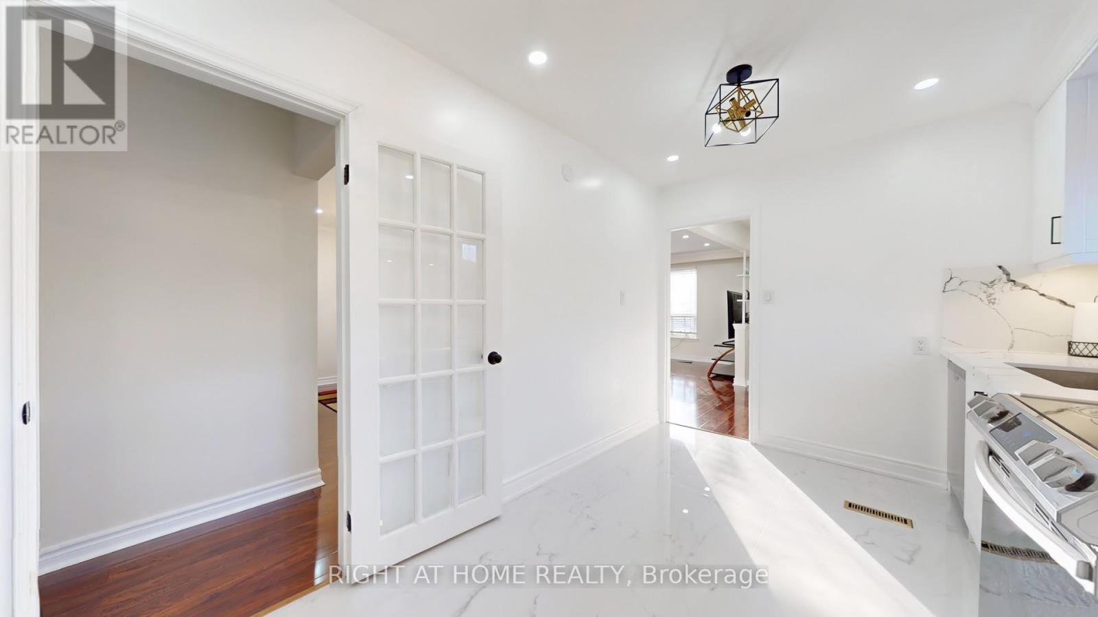 99 Poplar Road, Toronto, Ontario  M1E 1Z5 - Photo 14 - E12698176