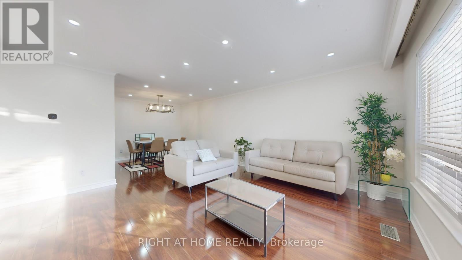 99 Poplar Road, Toronto, Ontario  M1E 1Z5 - Photo 5 - E12698176