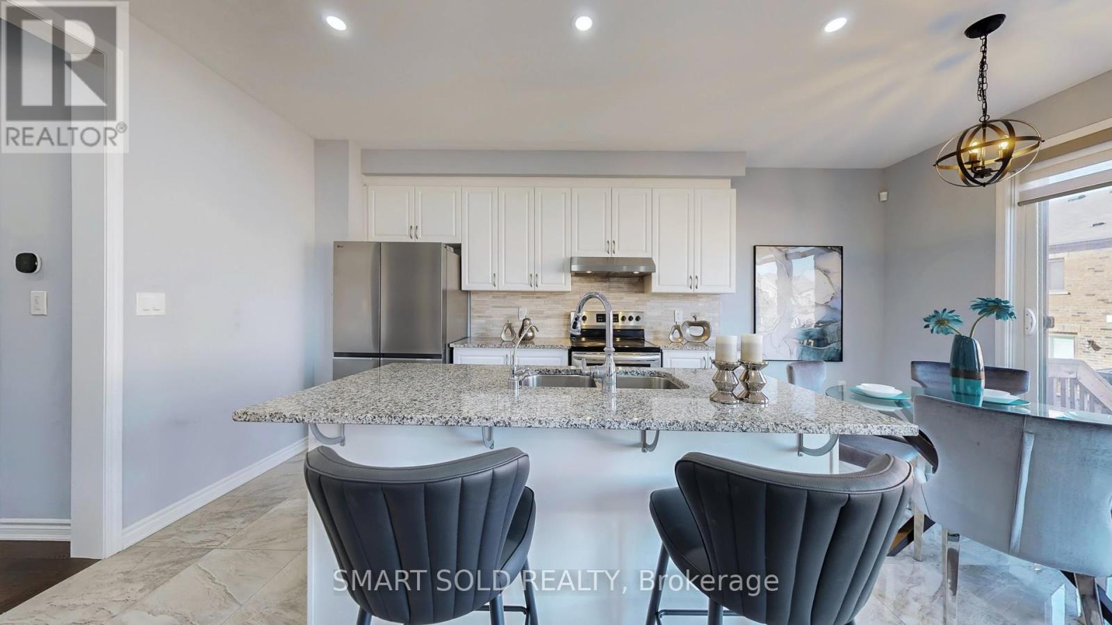 8 Casely Avenue, Richmond Hill, Ontario  L4S 0J8 - Photo 11 - N12698116