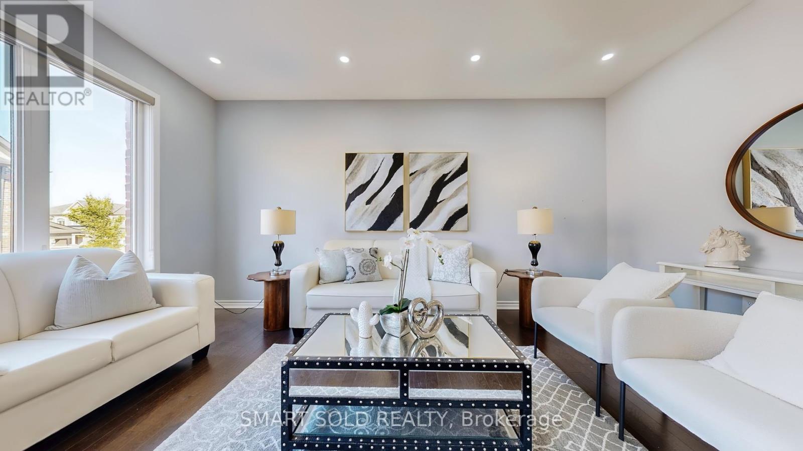 8 Casely Avenue, Richmond Hill, Ontario  L4S 0J8 - Photo 17 - N12698116