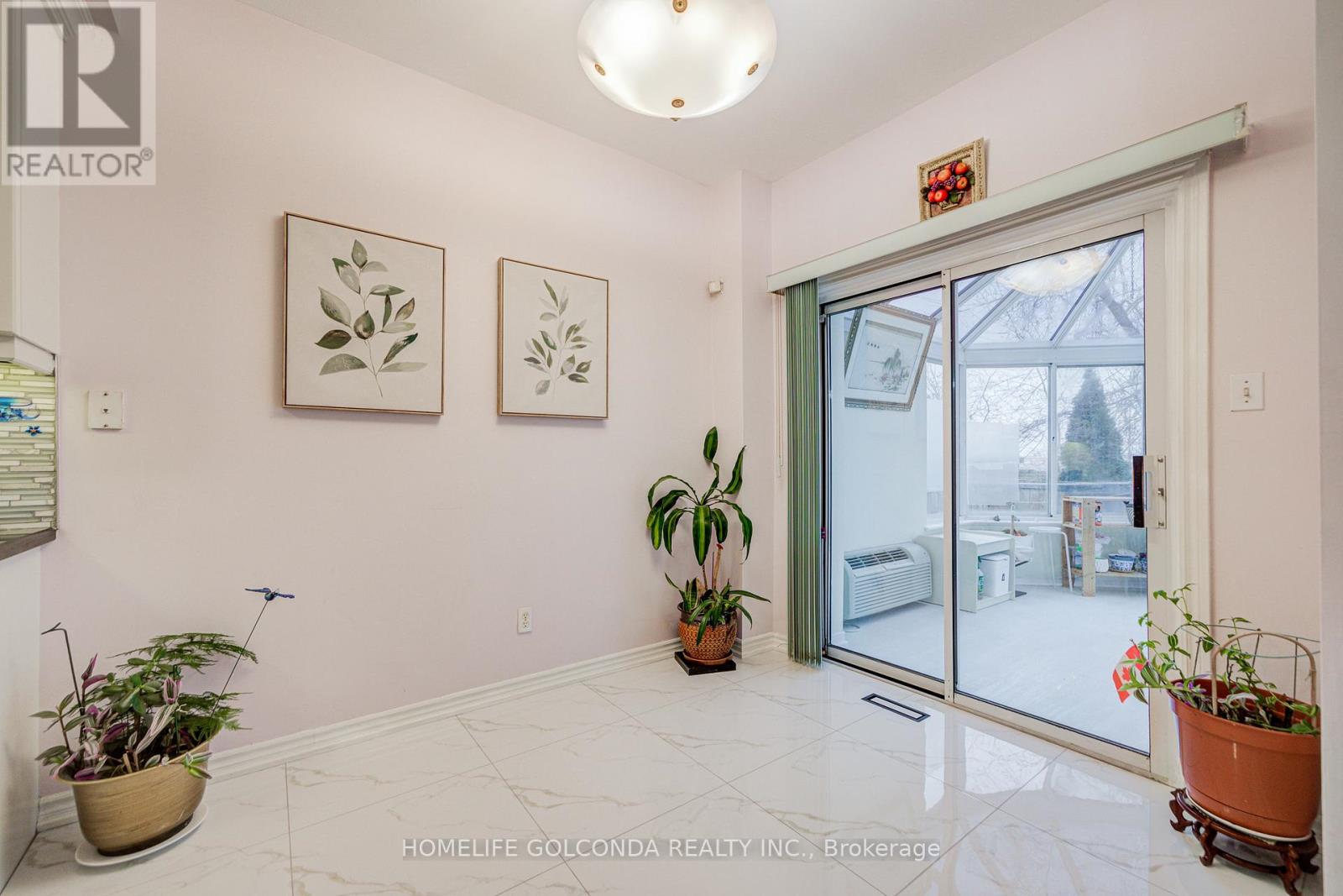 25 Eastpine Drive, Markham, Ontario  L3R 4Z2 - Photo 10 - N12698182