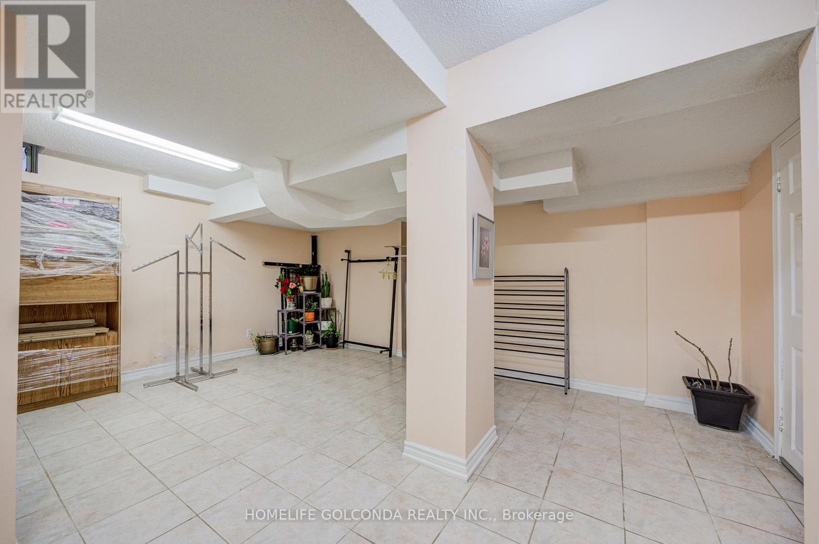 25 Eastpine Drive, Markham, Ontario  L3R 4Z2 - Photo 32 - N12698182