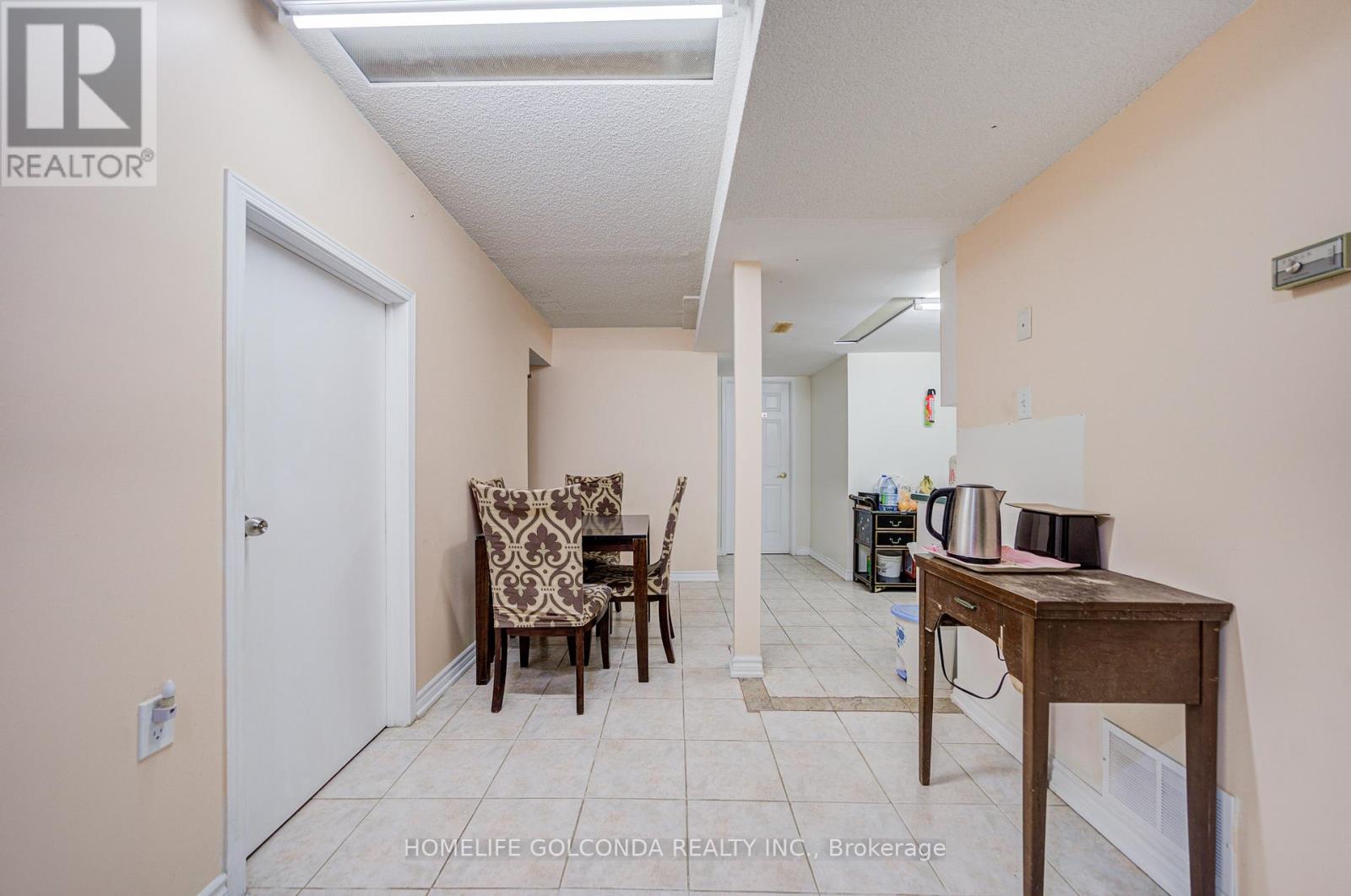 25 Eastpine Drive, Markham, Ontario  L3R 4Z2 - Photo 34 - N12698182