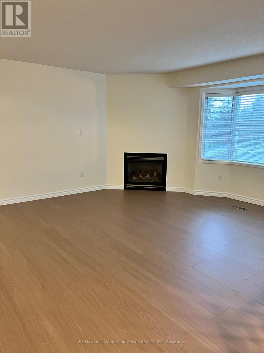 34 - 490 VETERANS DRIVE, Barrie, Ontario