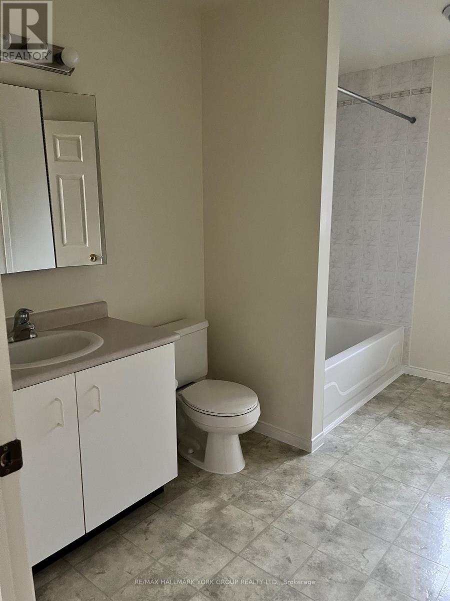 34 - 490 Veterans Drive, Barrie, Ontario  L4N 9N4 - Photo 5 - S12698118