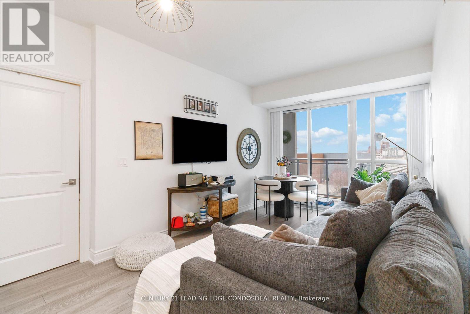 502 - 1050 Main Street W, Milton, Ontario  L9T 9M3 - Photo 9 - W12698096